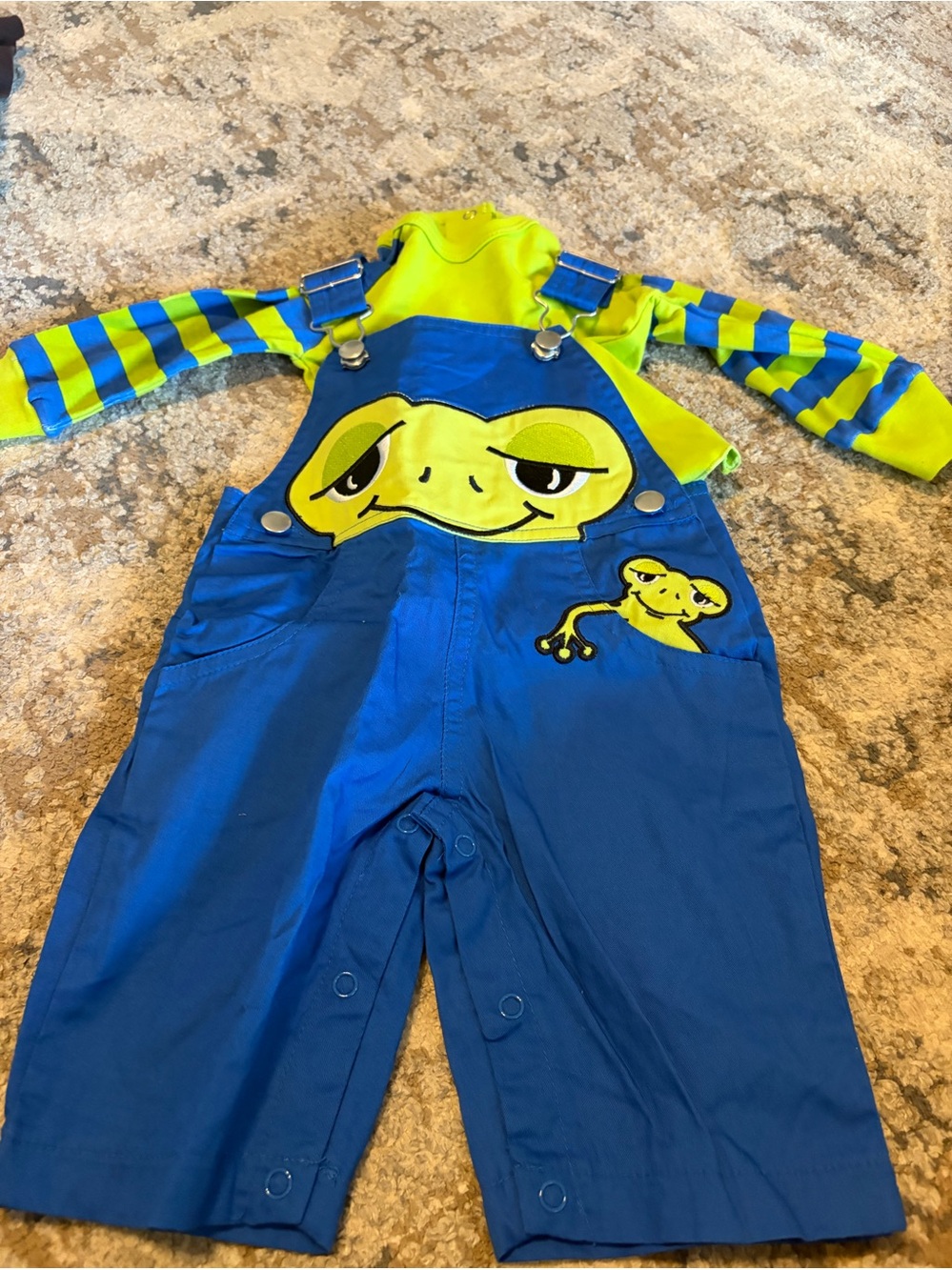 Mud Pie Blue & Lime Green Frog Overalls Set